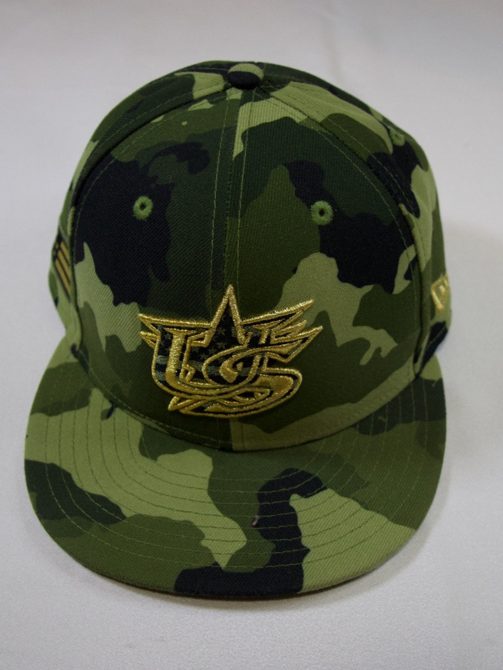 New Era 59FIFTY Cleveland Cavaliers Camo Fitted Hat Cap Size 7 1/2 NBA
